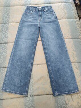 HDLTE blue jeans, excellent used condition, size S/26